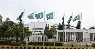 দীর্ঘমেয়াদি যুদ্ধবিরতির আশা; পাকিস্তানে আলোচনায় বসছে ইরান ও যুক্তরাষ্ট্র